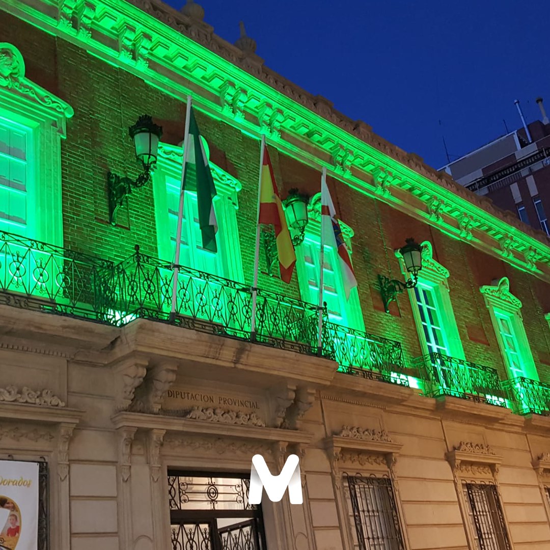 iluminación de la fachada de la Diputación Provincial de Almería