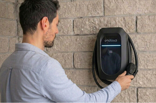 Picture → oferta_movilidad-endesa-cargador.jpg